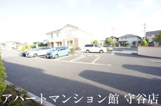 【駐車場】