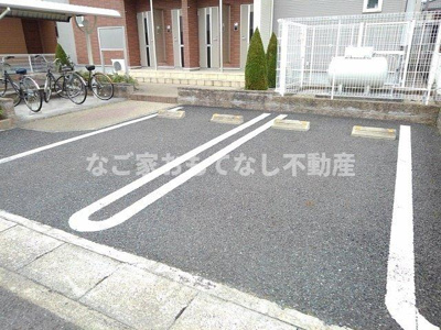 【駐車場】 | ケーエフスタイル（Ｋ’ｆ　Ｓｔｙｌｅ）