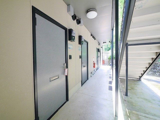 リヴィエール富雄のその他共用部分|玄関回り