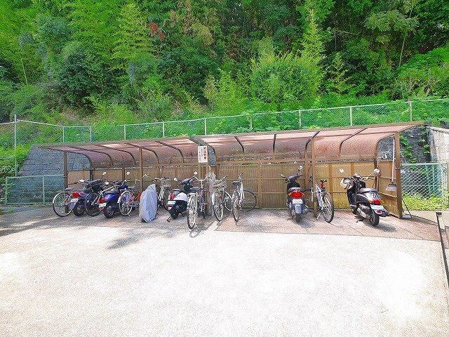 リヴィエール富雄のその他共用部分|自転車置き場