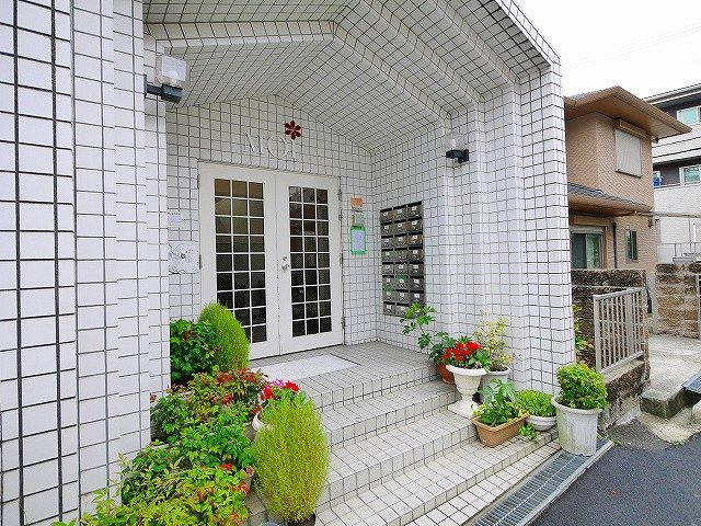 ナラレジデンスモアのエントランス|エントランスです