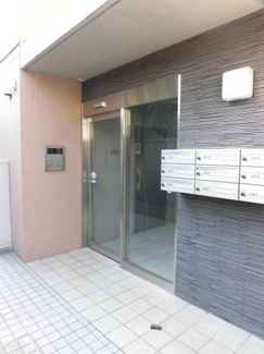 【エントランス】