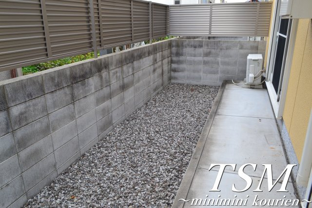 ブルーオニオンのバルコニー|東向きの専用バルコニー