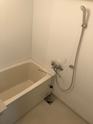 【浴室】 | 甲南シティハイム兵庫 | 日々の暮らしに欠かせないお風呂です