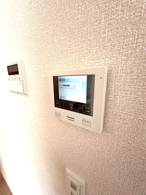 【セキュリティ】 | シャンペトル | 防犯対策に有効なカメラ付きインターホン！突然の来客にもバッチリ対応できちゃいます☆