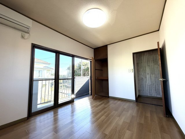 五木田3203邸の洋室