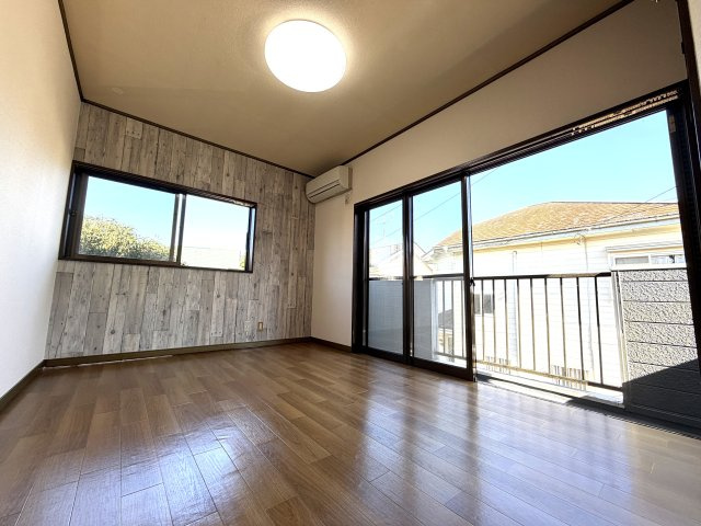 五木田3203邸の洋室