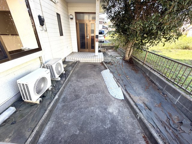 五木田3203邸の庭