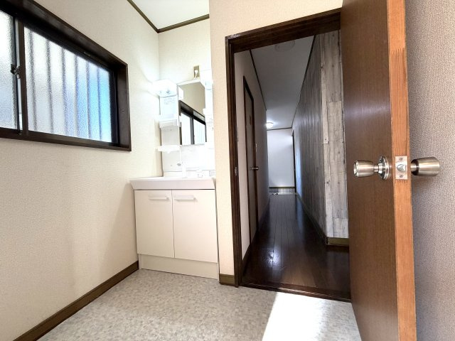 五木田3203邸の洗面所