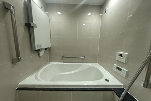 千代田区二番町の賃貸マンションの浴室