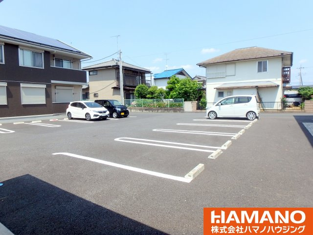 リベールの駐車場