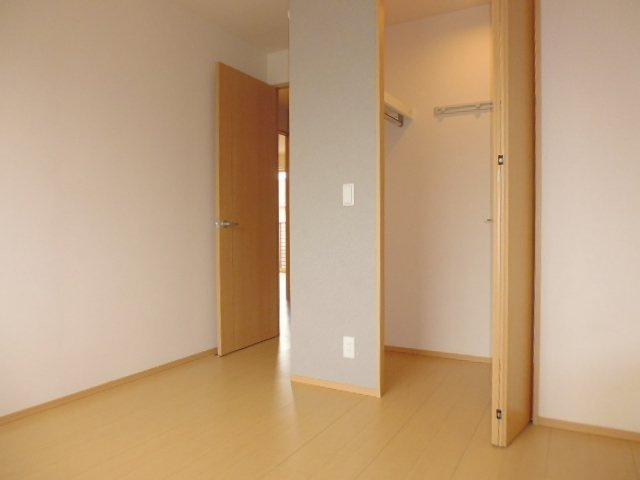 倉敷市東塚３丁目のアパートの収納