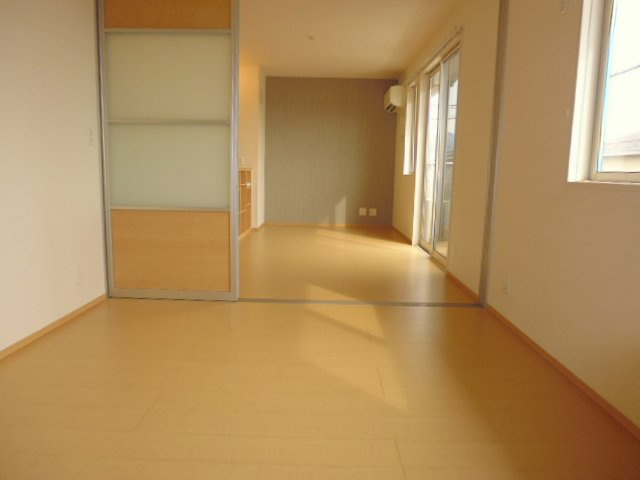 倉敷市東塚３丁目のアパートの洋室