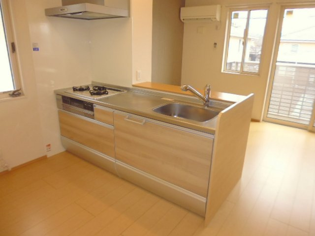 倉敷市東塚３丁目のアパートのキッチン