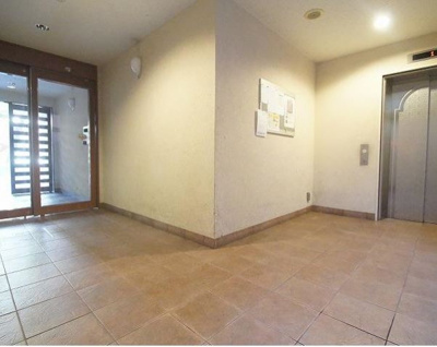 【エントランス】 | ティアラ今泉 | 清潔なエントランスです