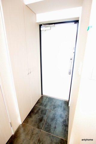 オアシス梅田　仲介手数料無料の玄関