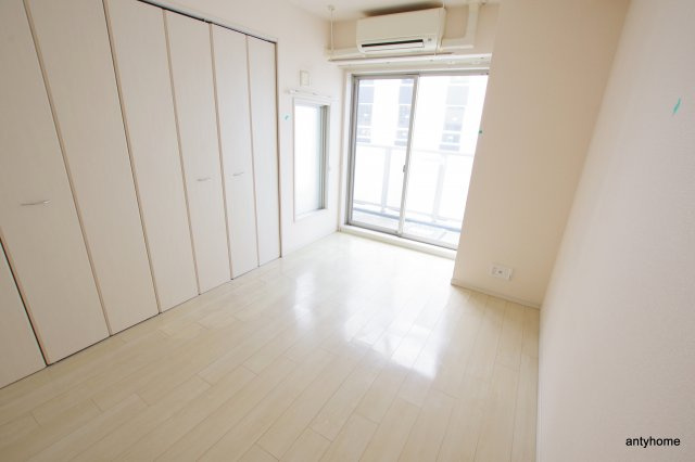 オアシス梅田　仲介手数料無料の寝室