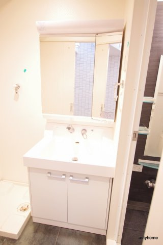 オアシス梅田　仲介手数料無料の洗面所