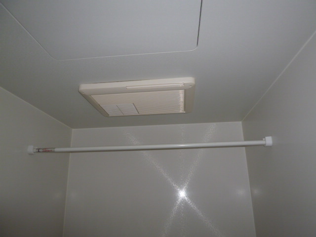 ＮＯＷ　ＬＩＦＥ　Ｂの浴室|浴室乾燥機