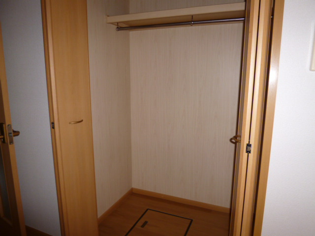 ＮＯＷ　ＬＩＦＥ　Ｂの収納|クローゼット