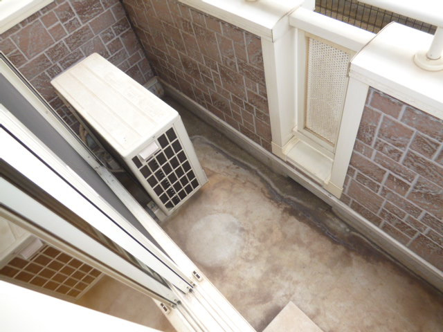 ＮＯＷ　ＬＩＦＥ　Ｂのバルコニー