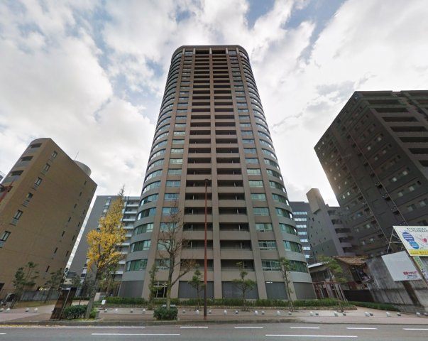 コアマンション大手門タワーの外観|27階建てのタワーマンション