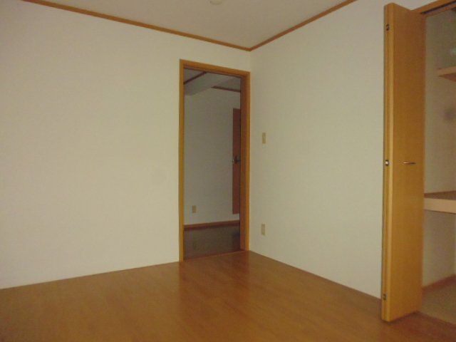 フルールＢの洋室