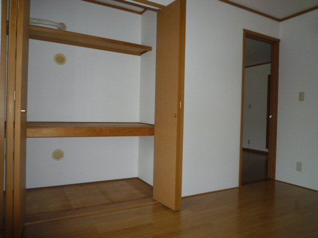 クレストール山崎の収納