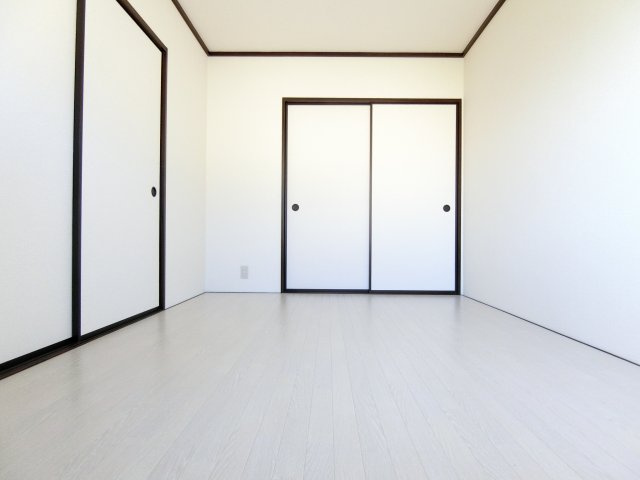 寿里マンションの寝室