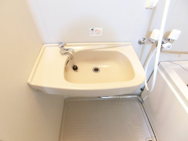 寿里マンションの洗面所