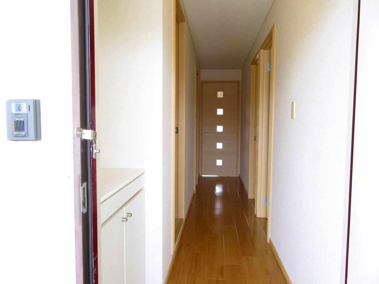 ガーデンハイツの玄関