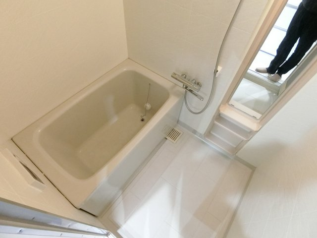 【浴室】 | ボンホワイエ帝塚山