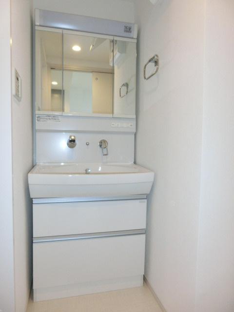 メゾン大島Ⅳの独立洗面台