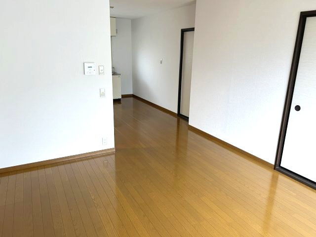 【居間・リビング】 | イージストパレス