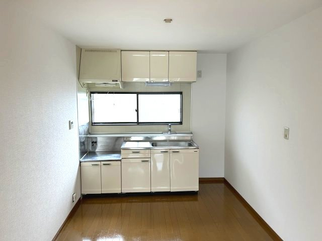 【キッチン】 | イージストパレス