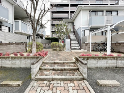 【エントランス】 | イージストパレス
