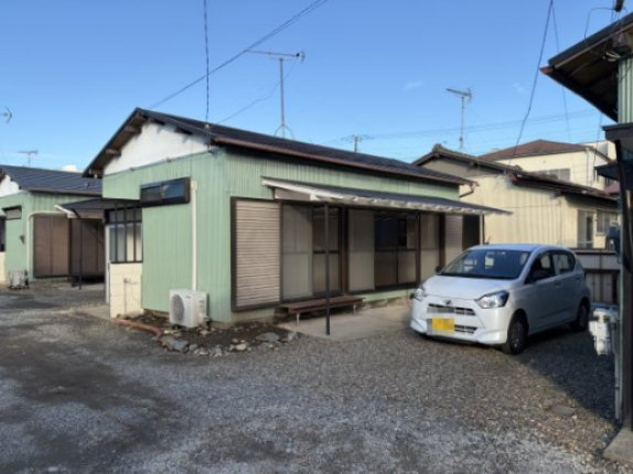古谷貸家の駐車場