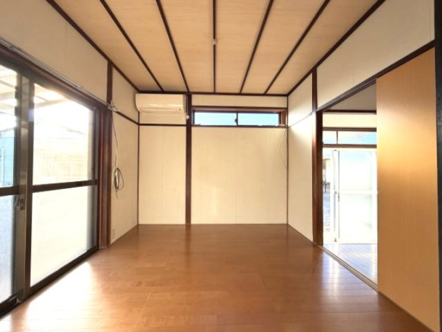 古谷貸家の居間・リビング
