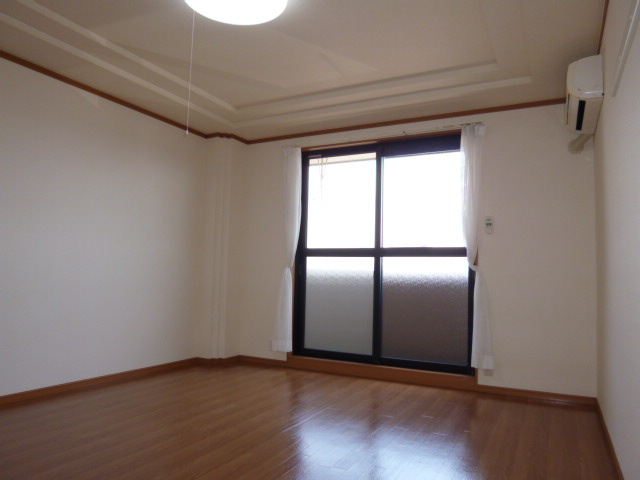 リベルテ北畝の寝室|洋室