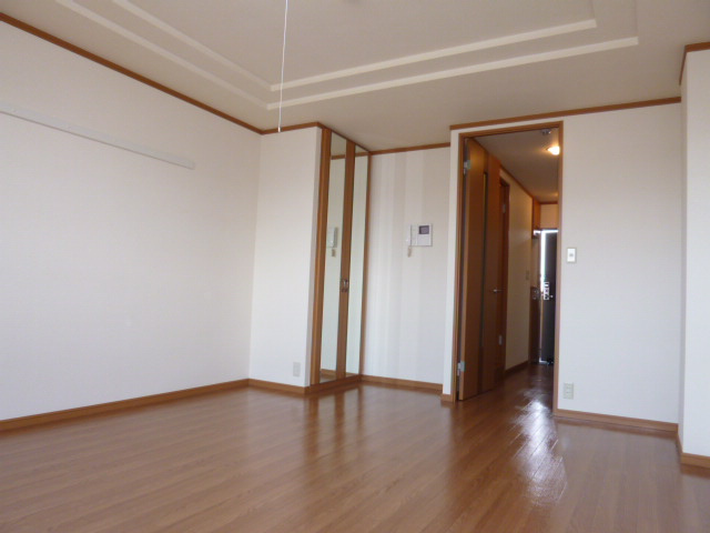 リベルテ北畝の居間・リビング|洋室