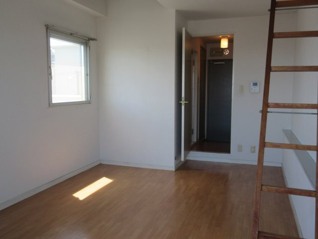 【居間・リビング】 | ルミエール上高丸