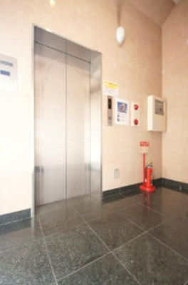 【エントランス】 | アヴァンセ那の川 | エントランスです