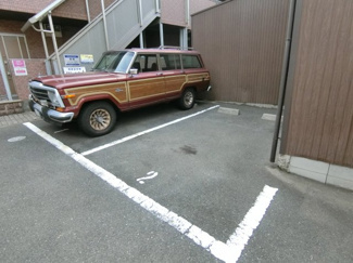 【駐車場】