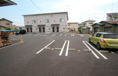 【駐車場】 | ソルジェンテⅡ | 駐車場２台込みです