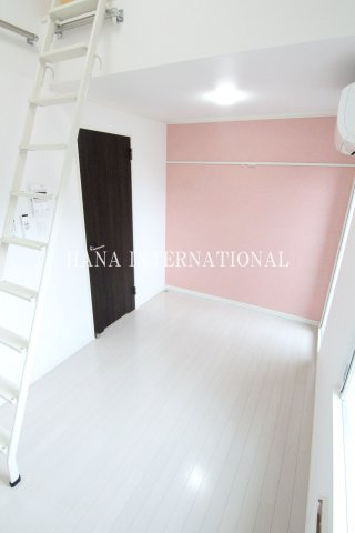 【居間・リビング】 | Amitie Ojikamiya