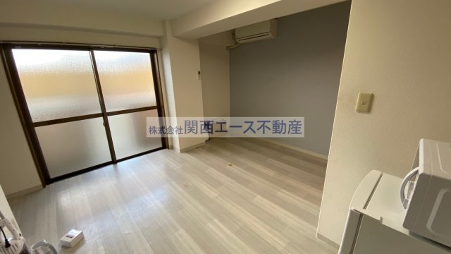 【居間・リビング】 | トゥ・レ・ジュ―