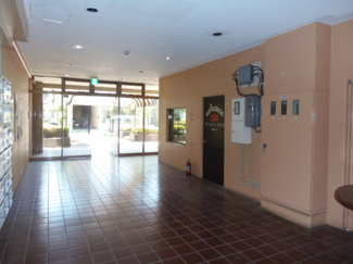 【エントランス】 | 『サンセゾンみな与』