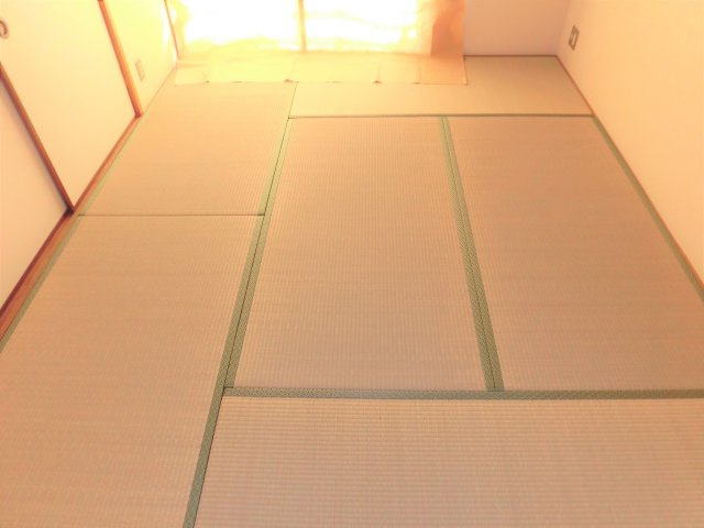 プレアール大垣東前の和室
