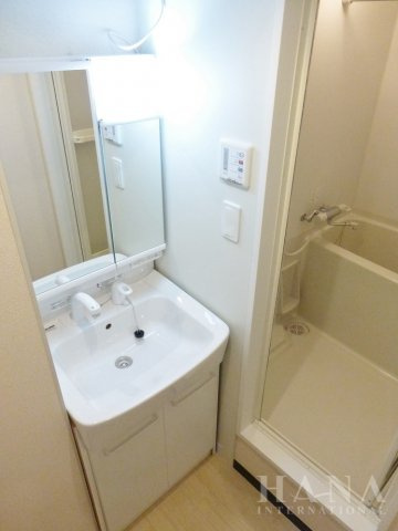 クレイノハイツサングリーンⅡの独立洗面台