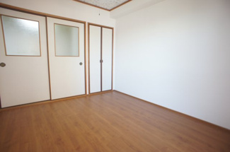 【寝室】 | ミタカホーム８番館